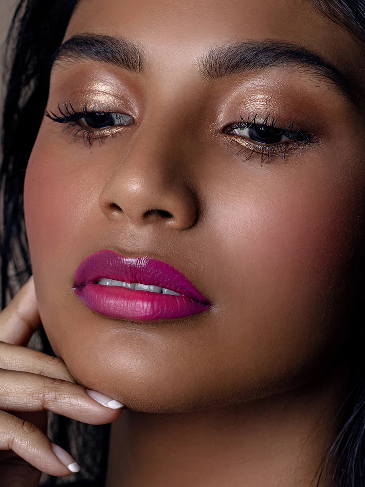 3.Velvet-Lips-Charmed-Fuscia_5O7A8741_1000x1000